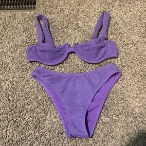 pretty little things swim set top is size 4 bottoms size 2 fits like a xs/s